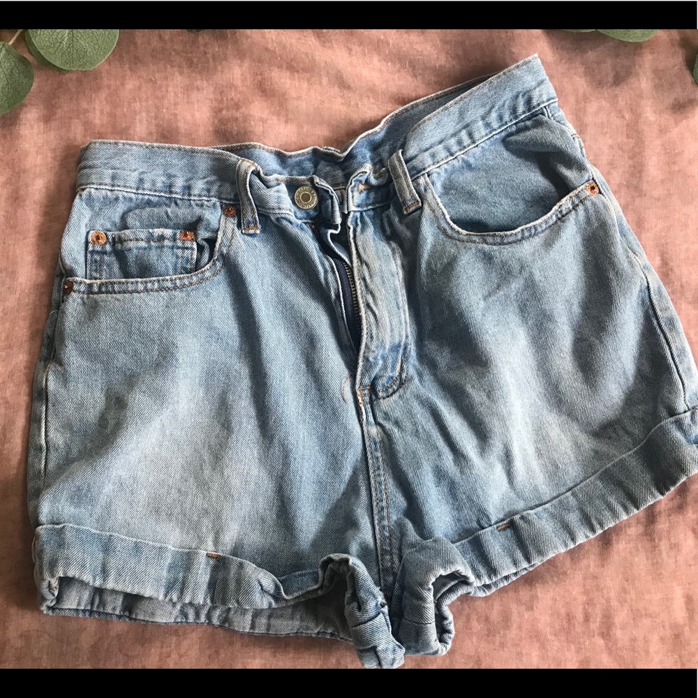 High Waist Cuffed Shorts